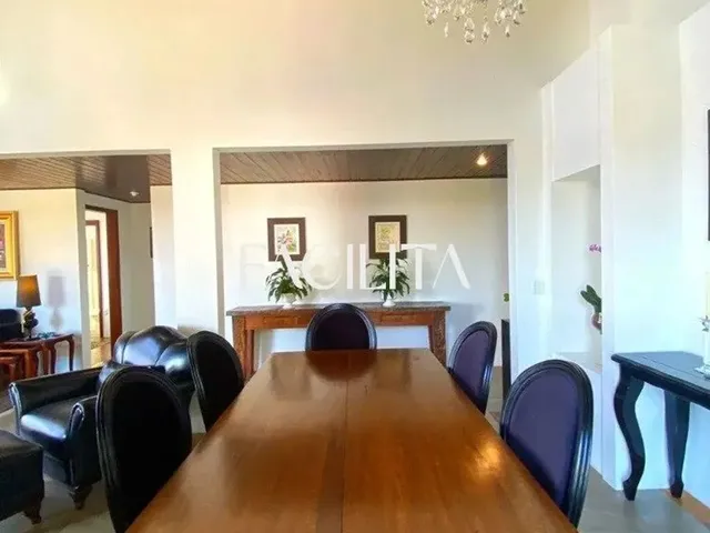 Imagem 3: Casa Comercial com 4 Suítes no Bairro Centro, Florianópolis