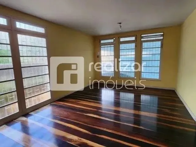Imagem 2: Casa de 3 Quartos no Bairro Centro em Florianópolis
