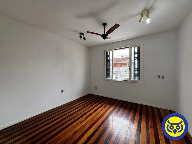 Imagem 11: Casa com 4 Dormitórios no Centro