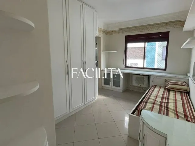 Imagem 5: Cobertura Duplex de 4 Quartos no Centro, Florianópolis