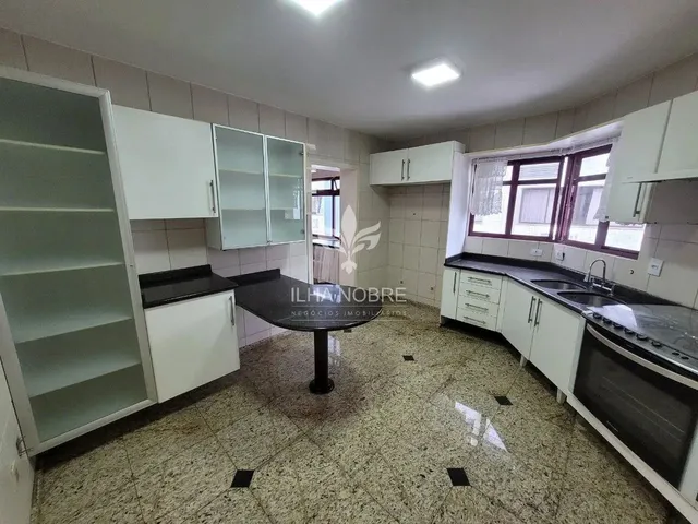 Imagem 2: Apartamento Duplex para Alugar com 4 Suítes Sendo Todos Suítes no Centro