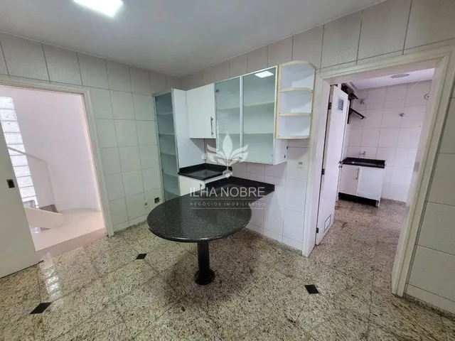 Imagem 11: Apartamento Duplex para Alugar com 4 Suítes Sendo Todos Suítes no Centro