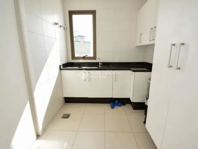Imagem 13: Cobertura Exclusiva para Locação no Centro de Florianópolis