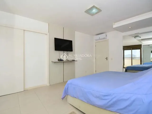 Imagem 6: Cobertura Exclusiva para Locação no Centro de Florianópolis
