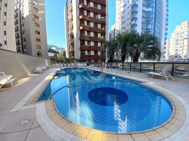 Imagem 2: Apartamento com 4 Quartos no Centro