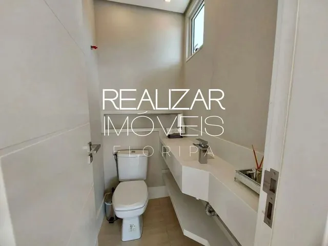 Imagem 10: Casa com 4 Quartos no Bairro Centro - Florianópolis