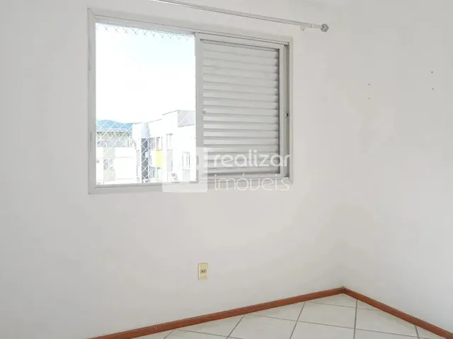 Imagem 7: Apartamento 2 Quartos no Bairro Carvoeira Florianópolis