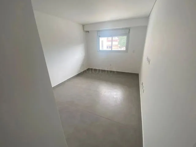 Imagem 13: Apartamento com 2 Suítes para Alugar no Centro