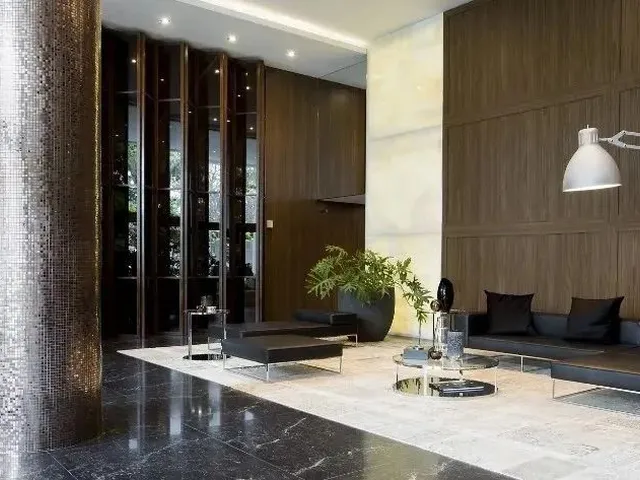 Imagem 8: Apartamento para Locação em Florianópolis, Agronomica, 2 Dormitórios, 2 Suítes, 3