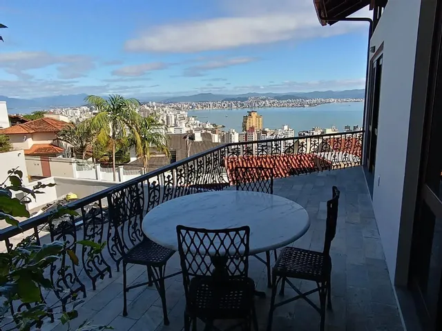 Imagem 4: Casa Comercial de 4 Suítes no Centro