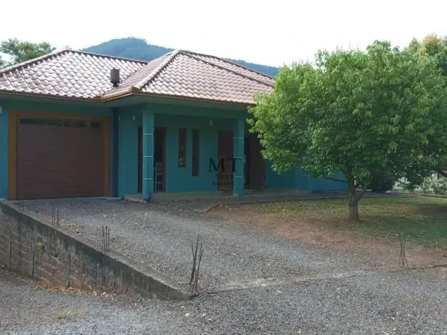 Imagem: Casa com 04 Dormitórios a Venda em Picada