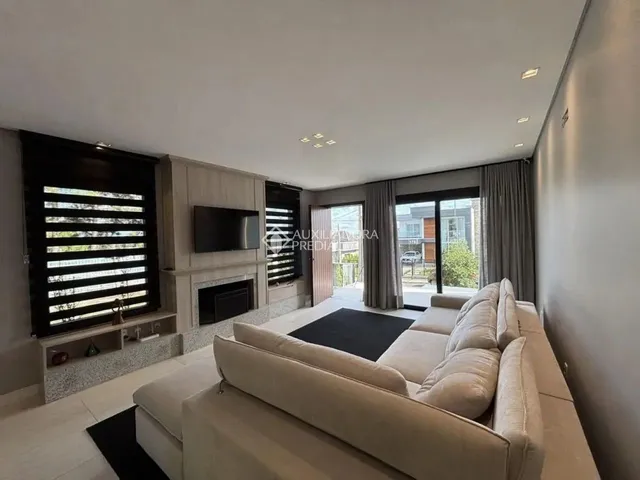 Imagem 13: Casa Térrea em Condomínio, 3 Suítes, Gramado
