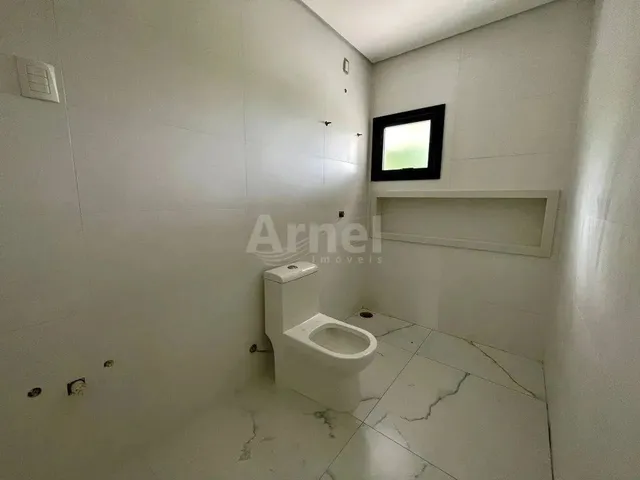 Imagem 8: Casa de 3 Dormitórios Sendo 1 Suíte no Centro de Passo Fundo, para Venda