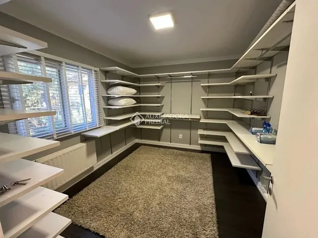 Imagem 2: Casa em Condomínio Fechado em Gramado
