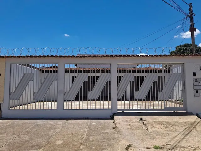 Imagem 1: Alugo Casa com 2 Quartos, Setor Crimeia Leste