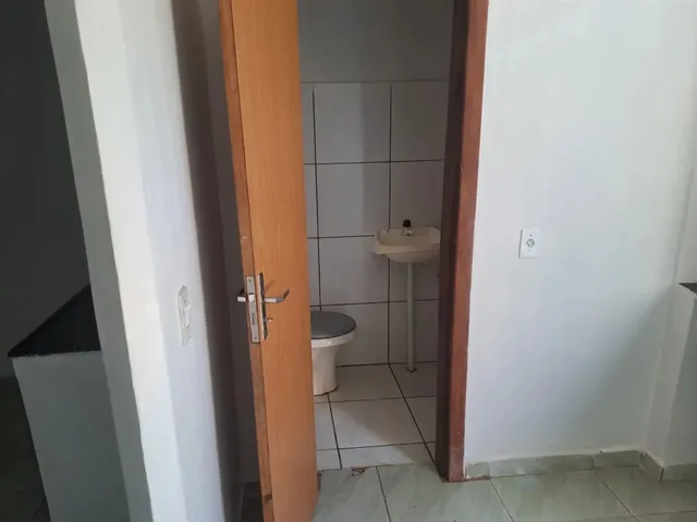 Imagem 3: Aluga-Se Kitnet na 712 Sul R$1000