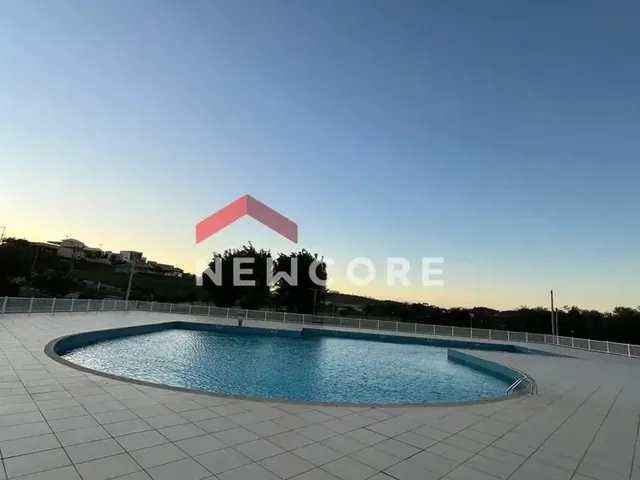 Imagem: A casa em condomínio possui 2 Dormitórios, 1 Suíte, 3