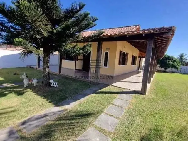 Imagem: A casa em condomínio possui 4 Dormitórios, 1 Suíte, 3
