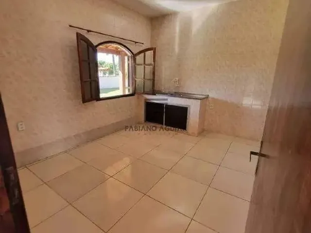 Imagem 4: Casa em Araruama - 4 Quartos ( 1 Suíte )- R$ 500.000,00 - Praia Seca