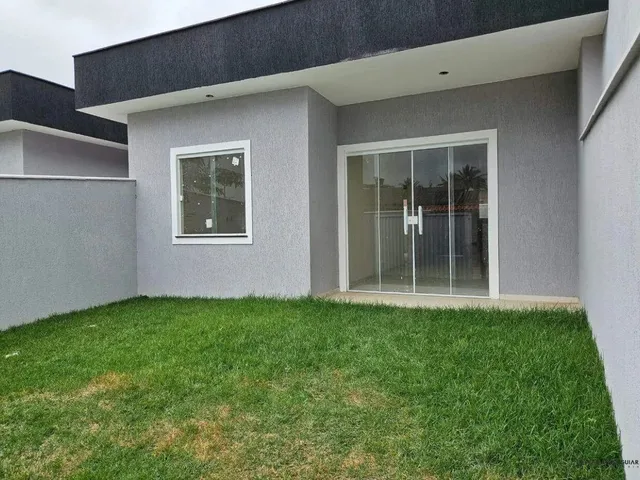 Imagem: A casa possui 2 Dormitórios, 1 Suíte, 2 Banheiros, 1 Vaga
