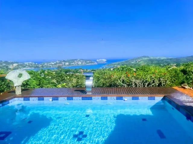 Imagem: Casa com Vista Cinematográfica em Alto