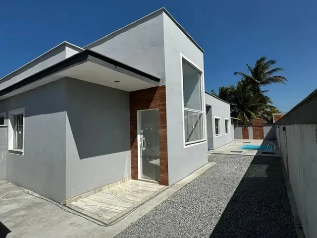 Imagem 1: Linda e Moderna Casa Linear com Piscina - Enseada