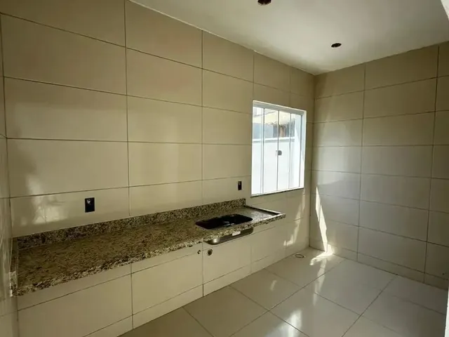 Imagem 4: Linda e Moderna Casa Linear com Piscina - Enseada
