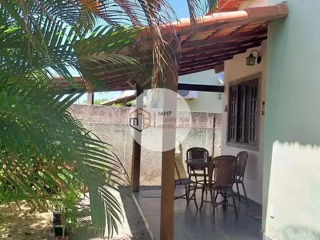 Imagem: Casa À Venda em Araruama, com Sala, 2 Quartos