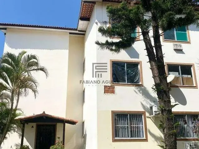 Imagem: O apartamento possui 2 Dormitórios, 1 Banheiro, 1 Vaga na