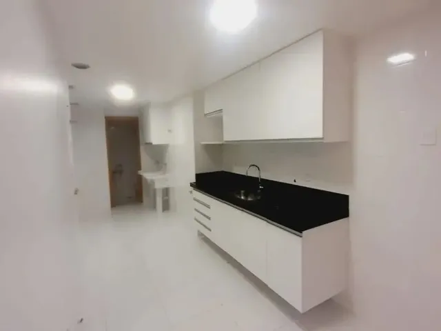 Imagem 5: Apartamento para Venda em Macaé, Praia do Pecado, 3 Dormitórios, 1 Suíte, 3 Banheiros