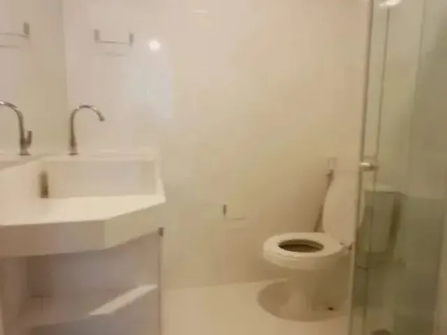Imagem 4: Apartamento para Venda em Macaé, Praia do Pecado, 3 Dormitórios, 1 Suíte, 3 Banheiros