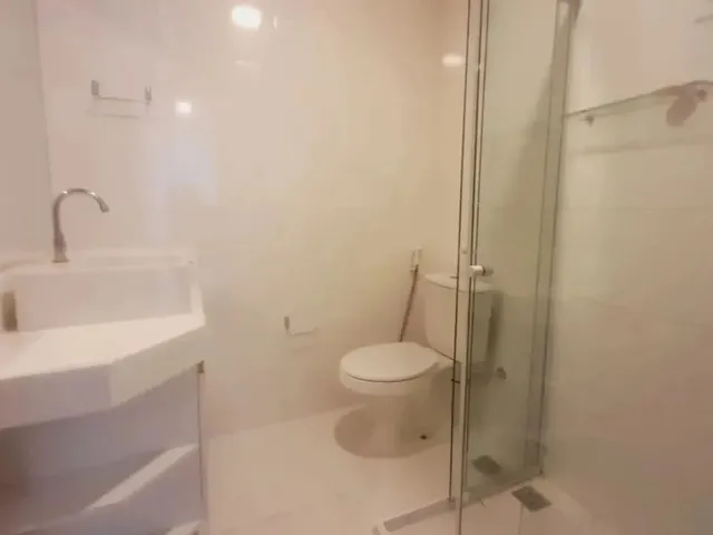 Imagem 12: Apartamento para Venda em Macaé, Praia do Pecado, 3 Dormitórios, 1 Suíte, 3 Banheiros