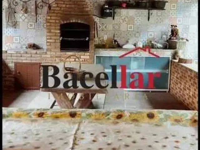 Imagem 15: Casa de Rua - Duplex / Residencial / Olaria