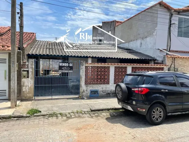 Imagem: A casa possui 2 Dormitórios, 2 Banheiros, 2 Vagas na