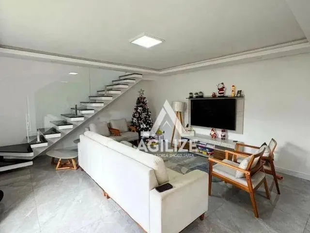 Imagem: Casa com 2 Dormitórios À Venda, 273 M²