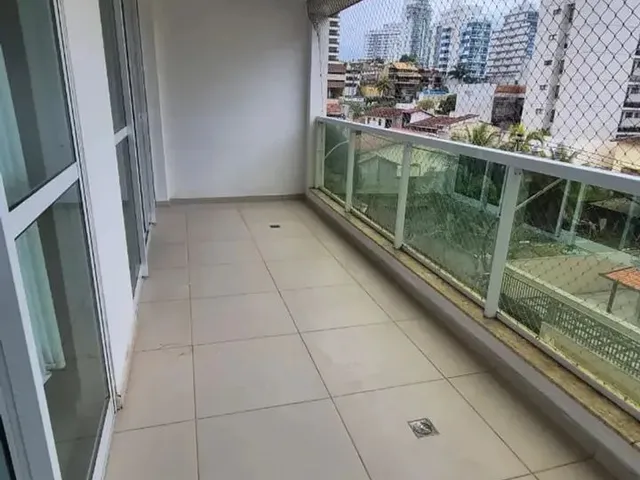 Imagem 3: Ótimo Apartamento com 3 Quartos À Venda, com Área de 110M2, na Praia dos Cavaleiros