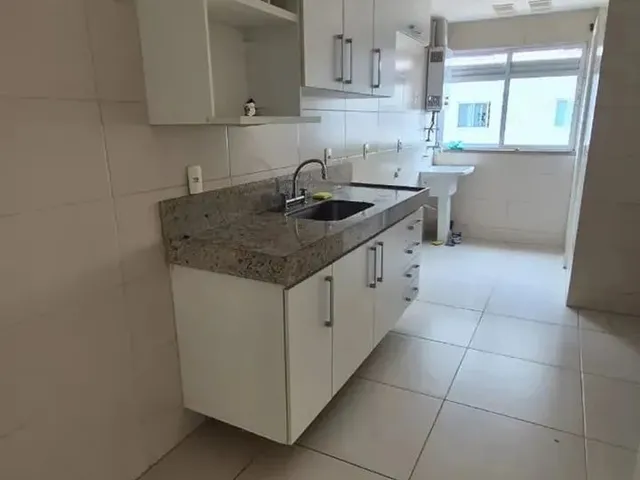 Imagem 4: Ótimo Apartamento com 3 Quartos À Venda, com Área de 110M2, na Praia dos Cavaleiros
