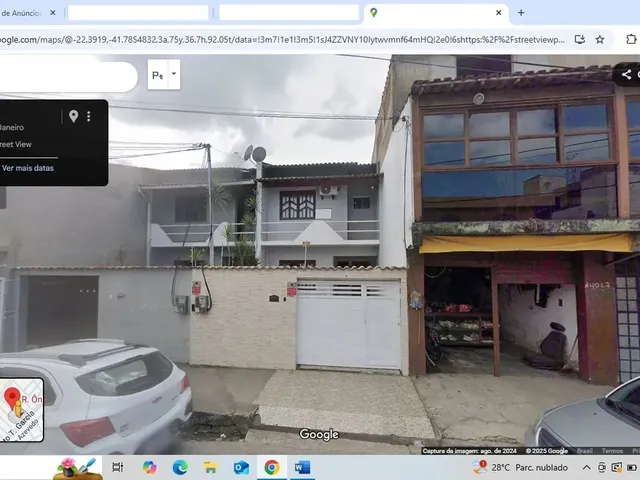 Imagem: A casa possui 3 Dormitórios, 3 Banheiros, 1 Vaga na
