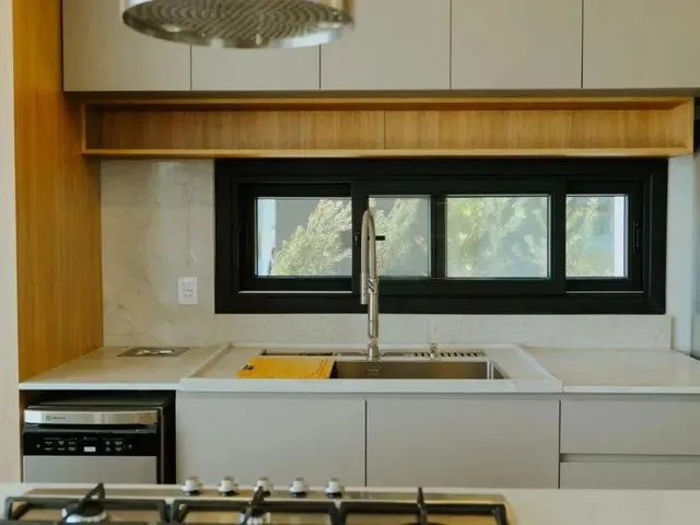 Imagem 11: Casa Nova com 05 Suítes À Venda em Capão da Canoa - Condomínio Costa Serena Ref