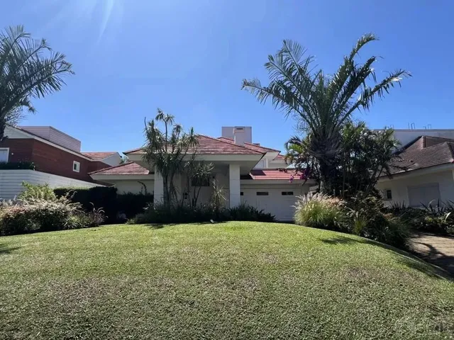 Imagem: Casa em Condominio de Golfe - 6 Suites