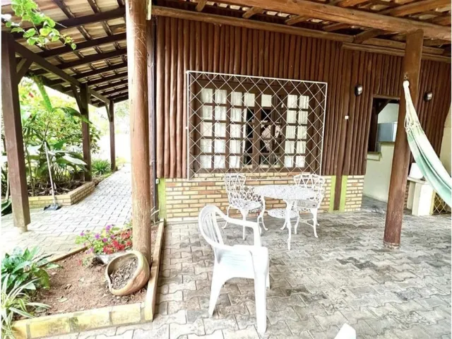 Imagem 10: Casa Rústica e Muito Aconchegante, 4 Dormitórios a Poucos Metros do Mariscal