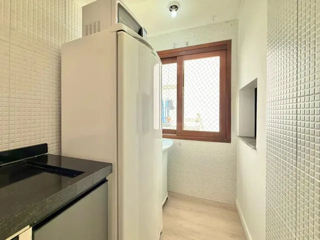 Imagem 9: Apto 02 Quartos, Mobiliado, Box para Carro. Ed com Elevador, Junto a Praça Flávio