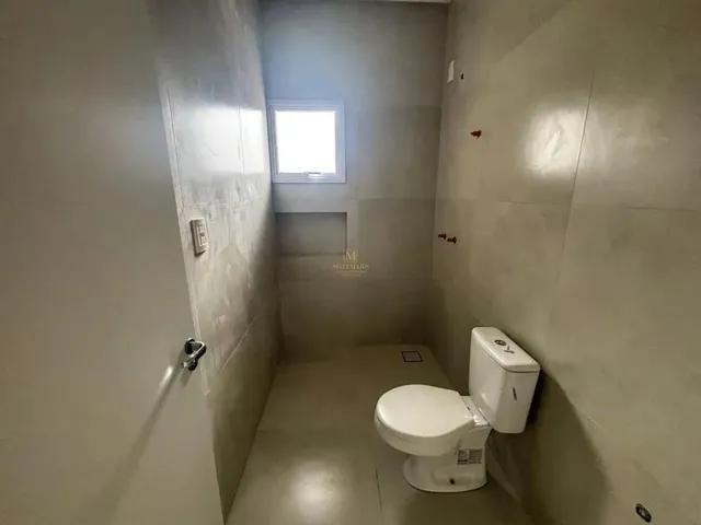 Imagem 2: À Venda: Casa Unifamiliar (Não Gemina) de 86,44M², 03 Dorm. (01 Suíte), Pátio E