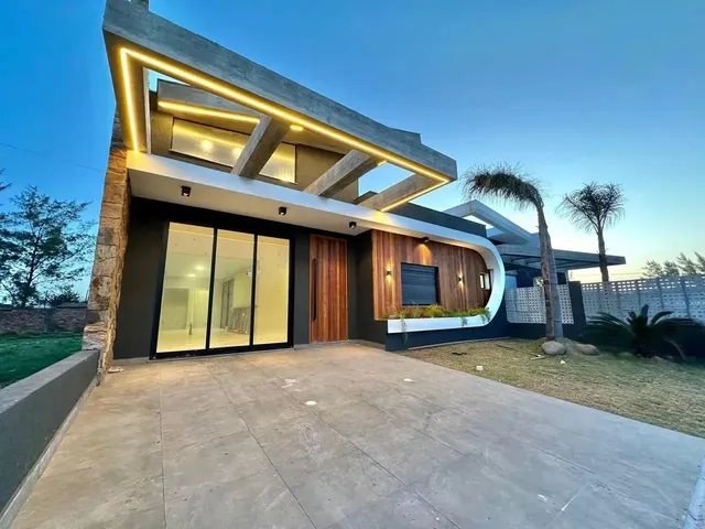 Imagem 1: Casa Nova 3 Suítes 2 Quadras do Mar