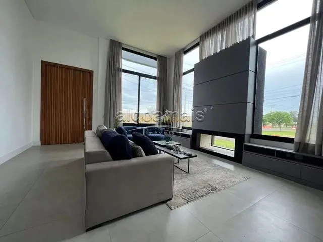 Imagem: Casa em Condomínio, 4 Dormitórios em Condominio