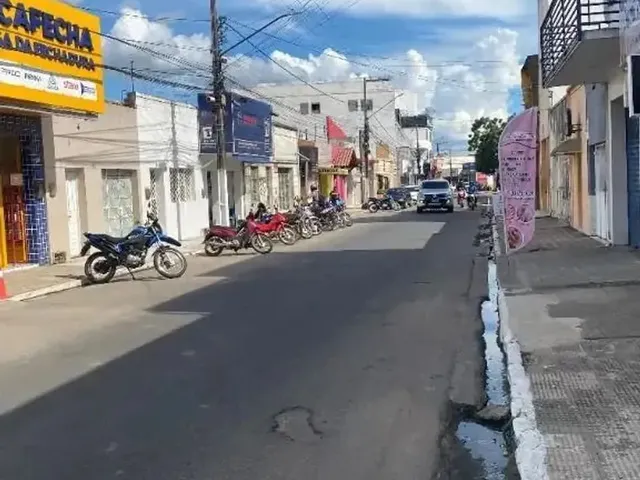 Imagem 3: Comercial para Locação em Rua Pública, Centro, Arapiraca, Al