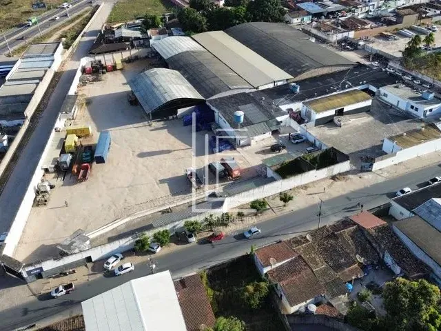 Imagem: Área Comercial com Aproximadamente 11.000