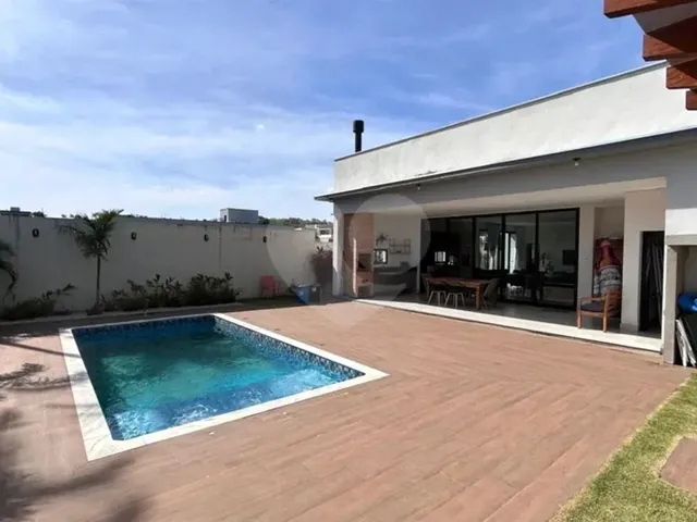 Imagem: Casa para Alugar em Condomínio Fechado