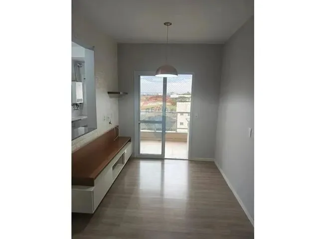 Imagem: O apartamento possui 2 Dormitórios, 2 Banheiros, 2 Vagas