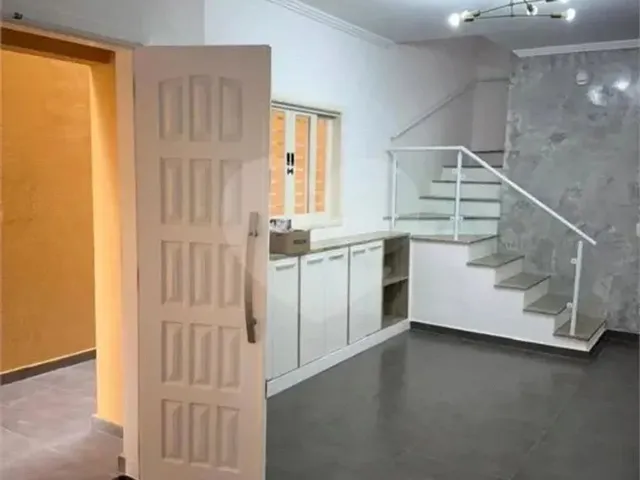 Imagem: Sobrado À Venda com 3 Quartos, Sendo 1